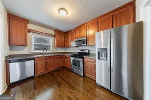 125 Mt Vernon Cir, Dunwoody, GA 30338 - Photo 17