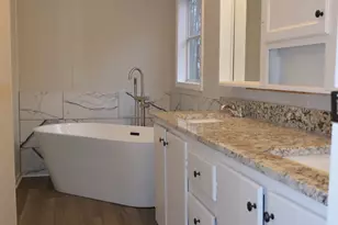 1048 Lee King Rd, Forsyth, GA 31029 - Photo 9