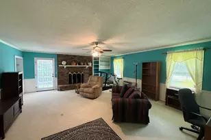 733 Hillwood Dr, Statesboro, GA 30458 - Photo 3