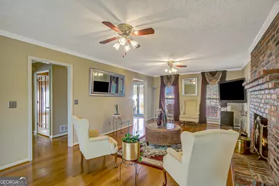 6450 Sara Glen Drive, Douglasville, GA 30135 - Photo 13