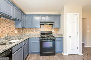 1593 Picadilly Ct NE, Conyers, GA 30013 - Photo 7