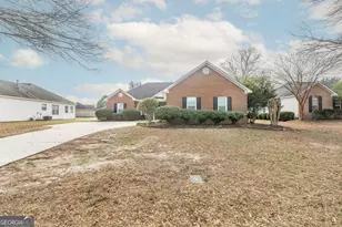 122 Knights Bridge, Warner Robins, GA 31093 - Photo 1