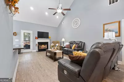 110 Coulter Woods Drive, Locust Grove, GA 30248 - Photo 11