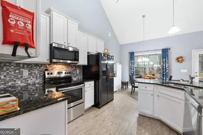 110 Coulter Woods Drive, Locust Grove, GA 30248 - Photo 17