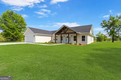 88 Northshore Avenue, Jesup, GA 31545 - Photo 1