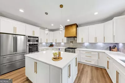 636 Harbour Shores Drive, Jackson, GA 30233 - Photo 17