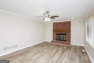 6449 Laural Bend, Stone Mountain, GA 30087 - Photo 5