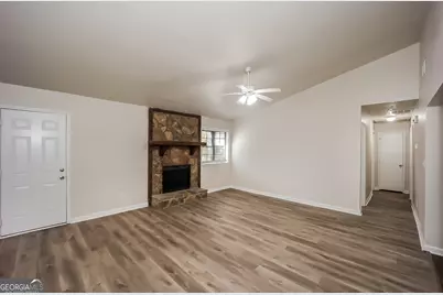 380 Fleming Court, Jonesboro, GA 30238 - Photo 3