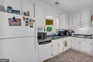 878 Jackson St, Locust Grove, GA 30248 - Photo 21