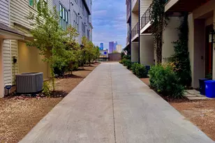 676 Hank Aaron Dr, Atlanta, GA 30315 - Photo 3