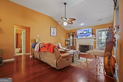 915 Harbins View Drive, Dacula, GA 30019 - Photo 9