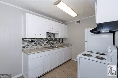 1232 12th Street #D, Augusta, GA 30901 - Photo 17