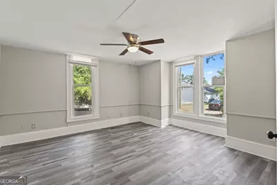 212 W Quilly Street, Griffin, GA 30223 - Photo 13