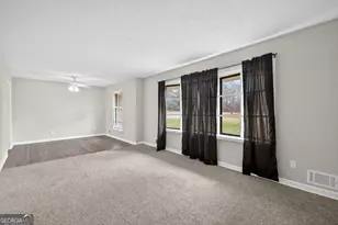 467 Johnny Cut Rd, Griffin, GA 30223 - Photo 7