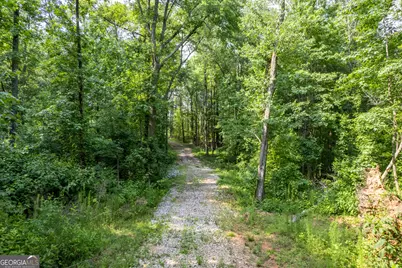 2535 Willow Lane, Social Circle, GA 30025 - Photo 9