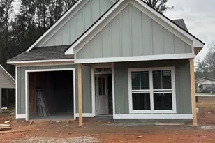 221 Oak Ave, Pine Mountain, GA 31822 - Photo 1