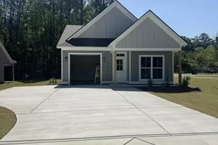 221 Oak Ave, Pine Mountain, GA 31822 - Photo 1