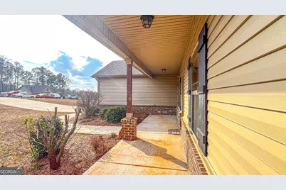 715 Sleepy Hollow, Griffin, GA 30224 - Photo 9