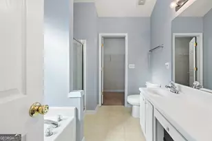 2530 Hillvale Cir, Lithonia, GA 30058 - Photo 19