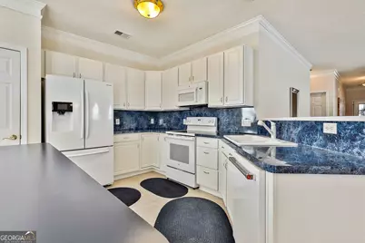 2019 Village Park Drive, Peachtree City, GA 30269 - Photo 17