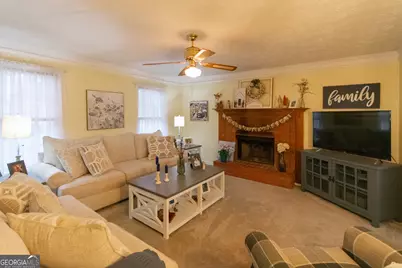 25 Stephanie Drive, Newnan, GA 30265 - Photo 9