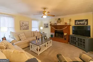 25 Stephanie Dr, Newnan, GA 30265 - Photo 9