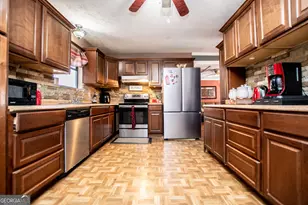 162 Parkway Cir, Villa Rica, GA 30180 - Photo 9