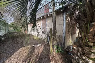 615 Cotton Ave, Albany, GA 31701 - Photo 3