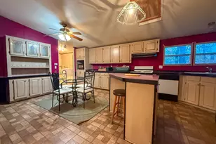 431 Paradise Valley Rd, Cleveland, GA 30528 - Photo 7