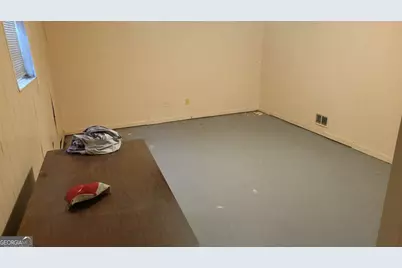 747 Dixon Road, Jonesboro, GA 30238 - Photo 13