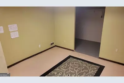 747 Dixon Road, Jonesboro, GA 30238 - Photo 11