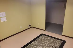 747 Dixon Rd, Jonesboro, GA 30238 - Photo 11