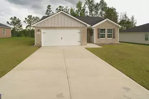 272 Laurel Springs Dr, Macon, GA 31206 - Photo 1