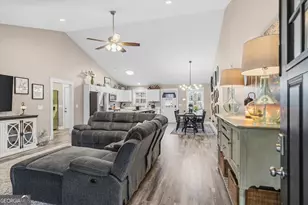 376 Amanda Way, Rocky Face, GA 30740 - Photo 5