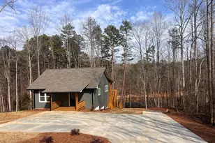 410 Lakeside Hills Rd, Martin, GA 30557 - Photo 1