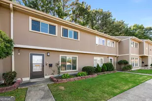 1820 Ashborough Rd SE, Marietta, GA 30067 - Photo 3