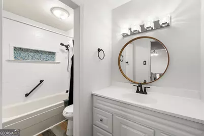 1820 Ashborough Road SE #APT B, Marietta, GA 30067 - Photo 17