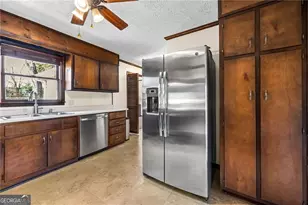 2620 Tritt Ln NE, Marietta, GA 30062 - Photo 11