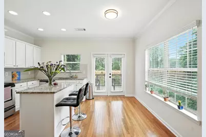 1689 Liberty Parkway NW, Atlanta, GA 30318 - Photo 9
