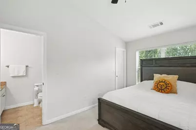 1689 Liberty Parkway NW, Atlanta, GA 30318 - Photo 23