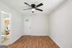 1689 Liberty Pkwy NW, Atlanta, GA 30318 - Photo 17