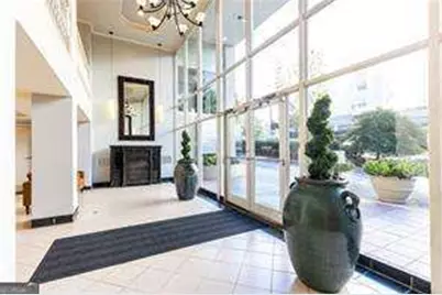 2479 Peachtree Road NE #1010, Atlanta, GA 30305 - Photo 27