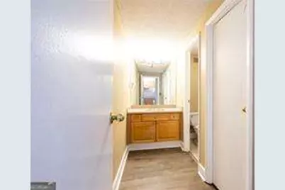 2479 Peachtree Road NE #1010, Atlanta, GA 30305 - Photo 15