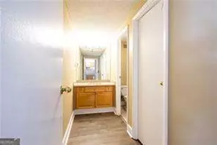 2479 Peachtree Rd NE, Atlanta, GA 30305 - Photo 15