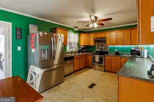 273 Partridge Trail, Winder, GA 30680 - Photo 3