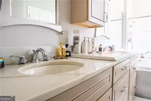 3820 Roswell Rd NE, Atlanta, GA 30342 - Photo 15