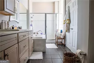 3820 Roswell Rd NE, Atlanta, GA 30342 - Photo 17