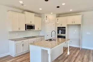 801 Brittany Nichole Ct, Bonaire, GA 31005 - Photo 9