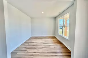 801 Brittany Nichole Ct, Bonaire, GA 31005 - Photo 3