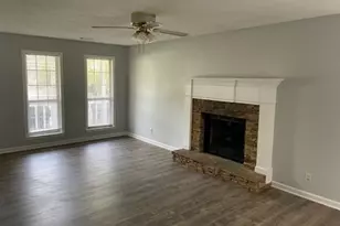 12 Thomas Crossing Dr, Newnan, GA 30265 - Photo 3